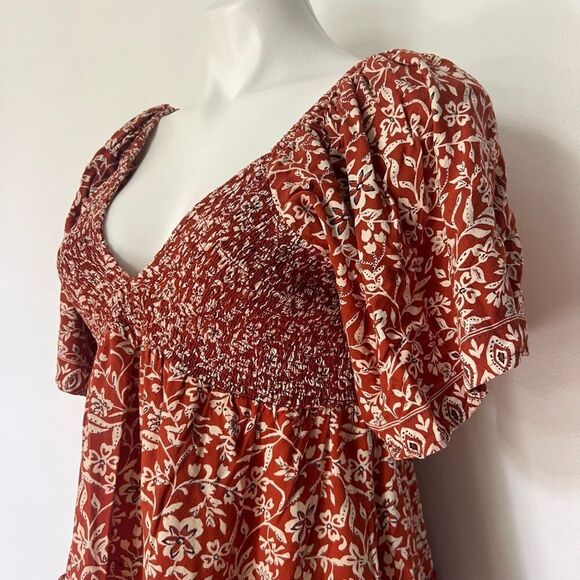 Angie Smocked Fit and Flare top - Picture 3 of 8